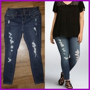 Torrid premium stretch distressed jeggings